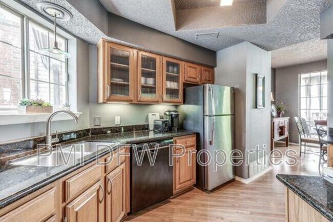 Photo - 1720 NE Green Oaks Blvd Unit Apt 203