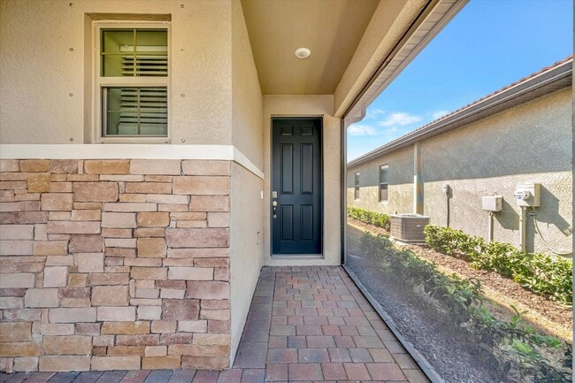 Photo - 2Bed/2Bath + Den in Gated Community of Nokomis + 2-Car Garage