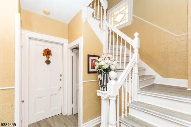 Photo - 60 Wildwood Ave Unit 2