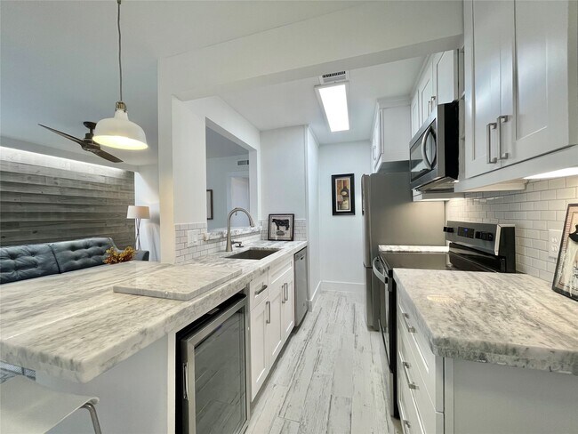 Photo - 1855 Portsmouth St Unit 7D