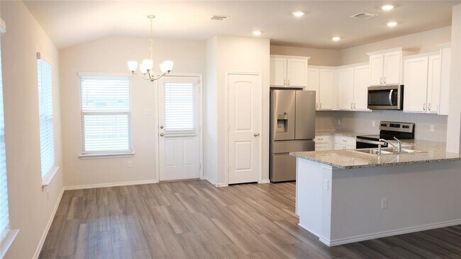 Photo - 109 Gunther Way