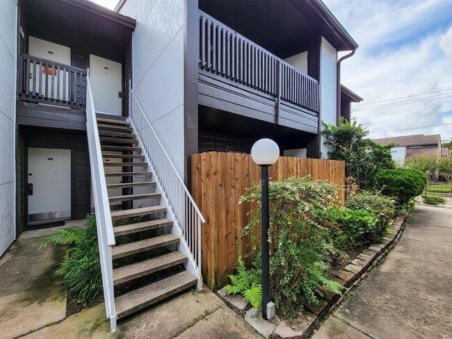Photo - 2601 S Braeswood Blvd Unit 1305