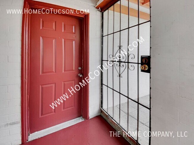 Photo - 615 N DESERT Ave