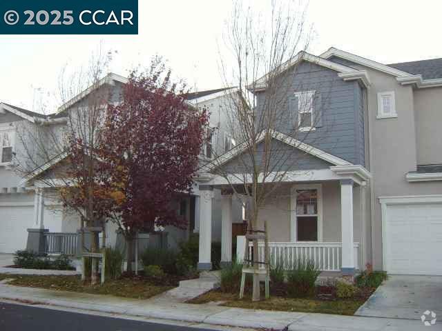 Building Photo - 2239 S Donovan Way Rental