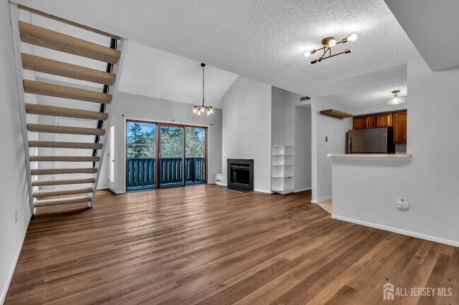 Photo - 2016 Aspen Dr