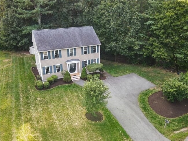 37 Forest Rd
