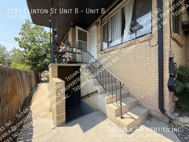 Building Photo - 1183 Clinton St Unit B