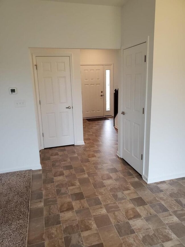 Photo - Camby 3 bedroom 2.5 bathroom