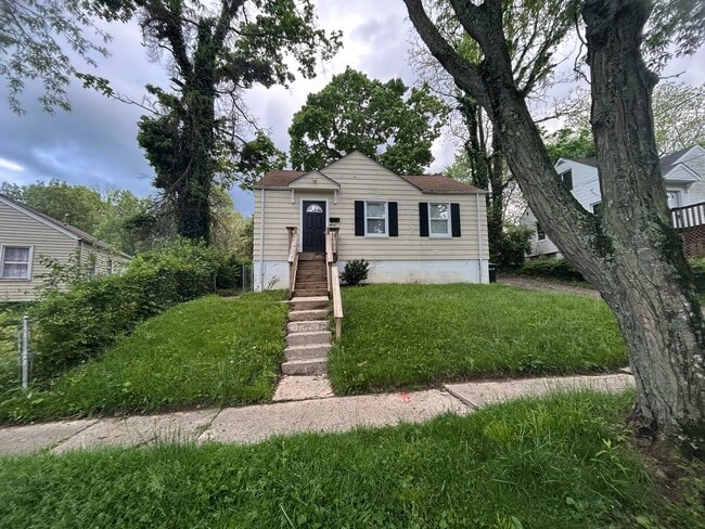 Photo - COVEDALE - Adorable 3 bed 1 bath cape cod