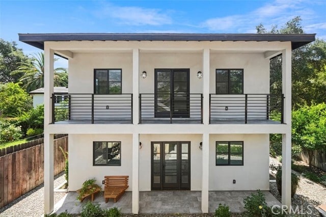 Building Photo - 720 W Altadena Dr