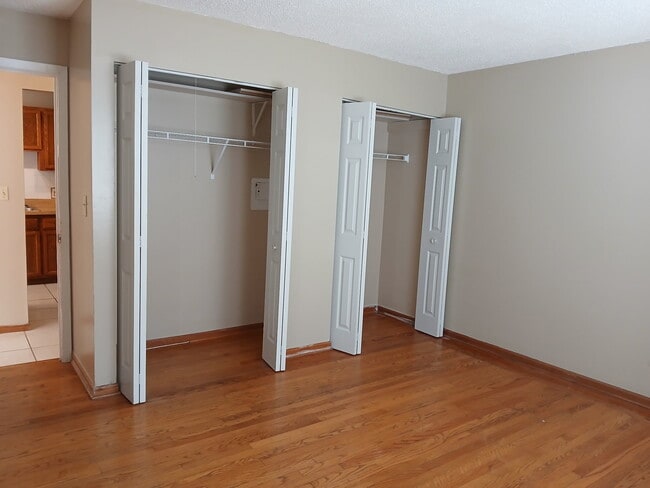 Photo - 247 N Neltnor Blvd Unit D1F