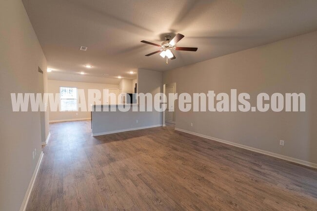 Photo - 1140 Rockwell Dr