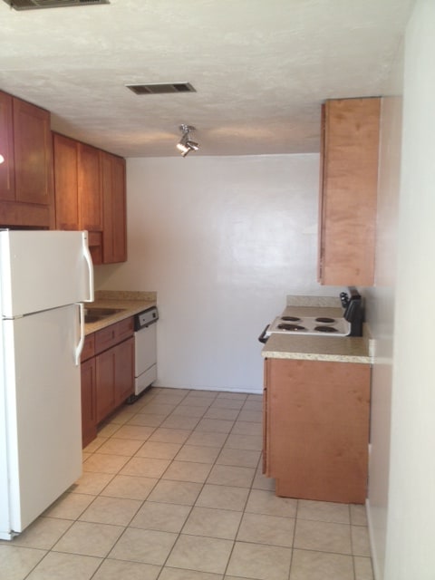 Photo - 3601 SW 31st Dr Unit 2 bedroom