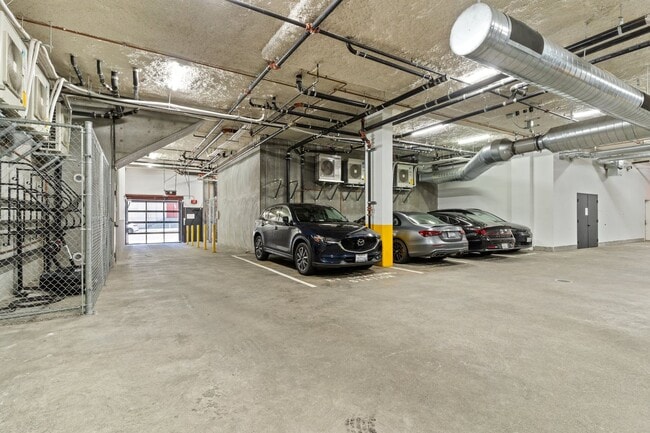 Photo - Modern 1 Bed, 1 Bath Condo @ 10th & Howard...