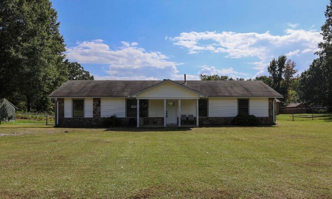 Country Living, Open Concept - Country Living, Open Concept House