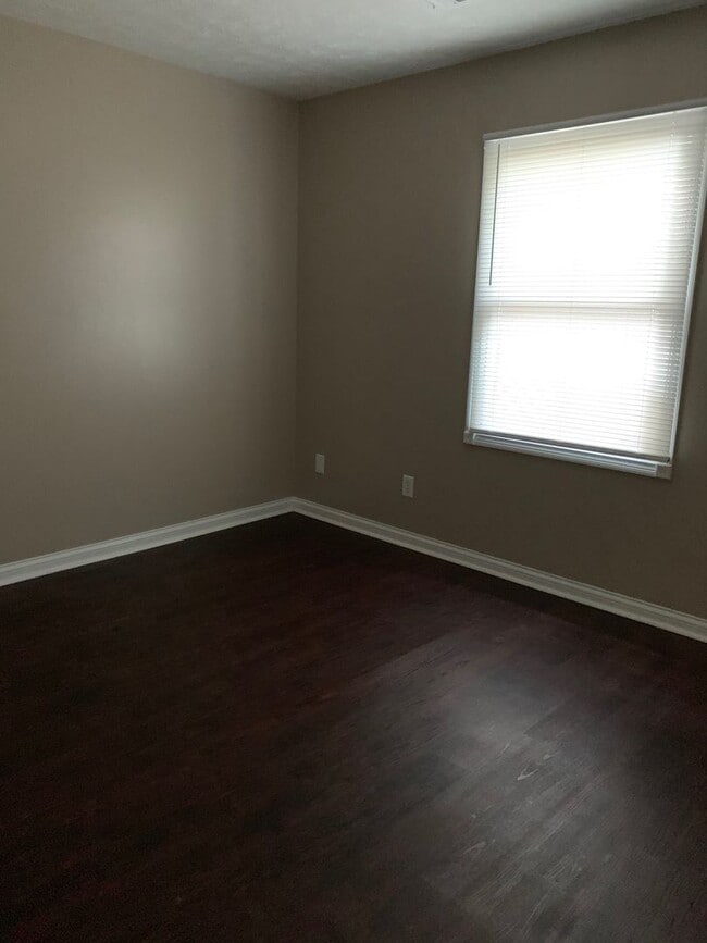 2 bedroom duplex - 2 bedroom duplex