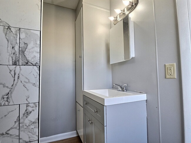 Photo - 1354 Cotton St