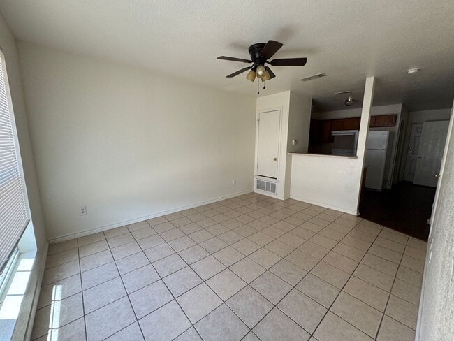 Photo - 1909 Monte Carlo Ln Unit C