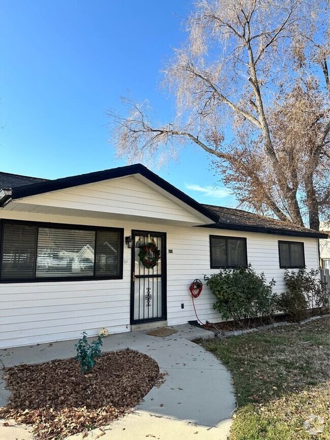 Building Photo - Four Bedroom Home in East Provo