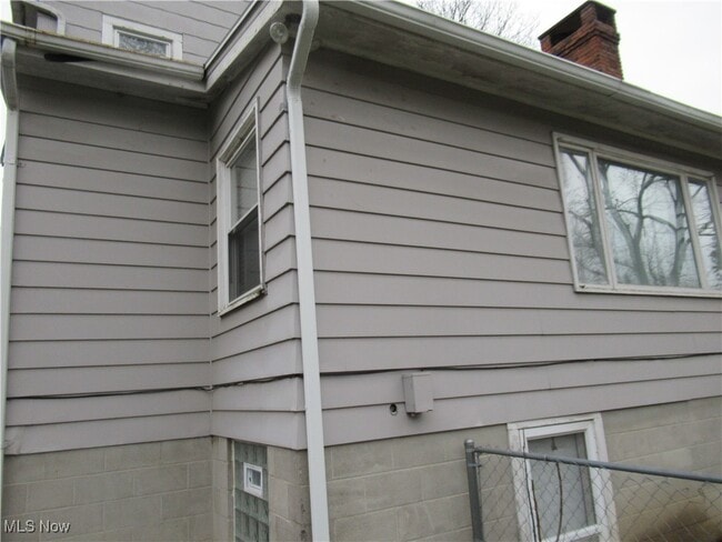 Photo - 118 W Glendale St