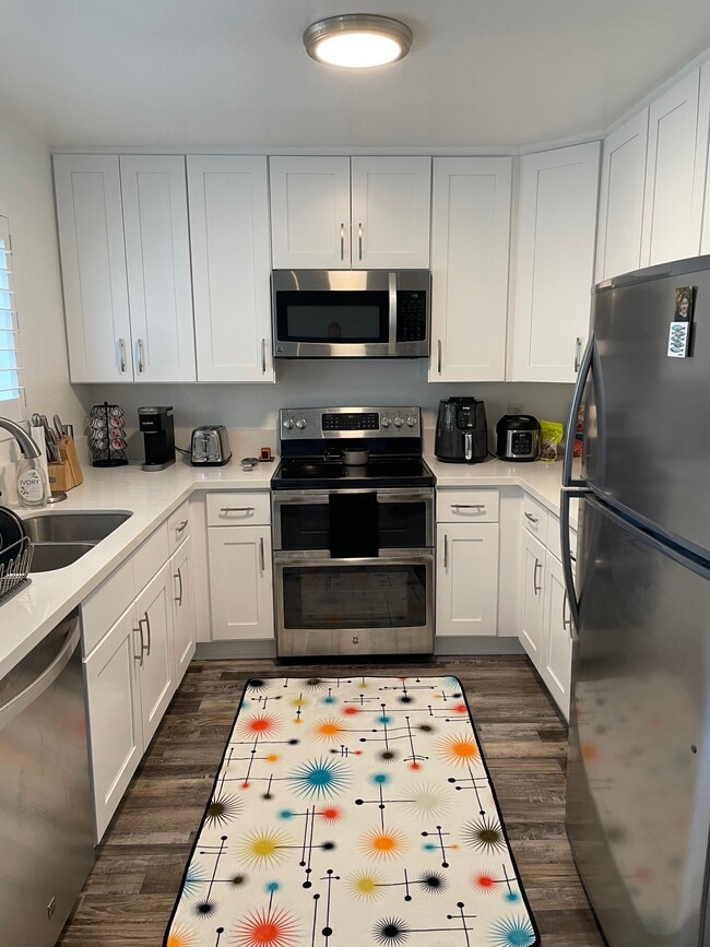 Building Photo - 3775 Georgia St Unit 206 Rental