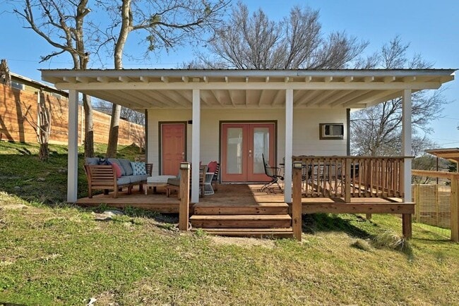 Photo - 5210 Rogers Ln