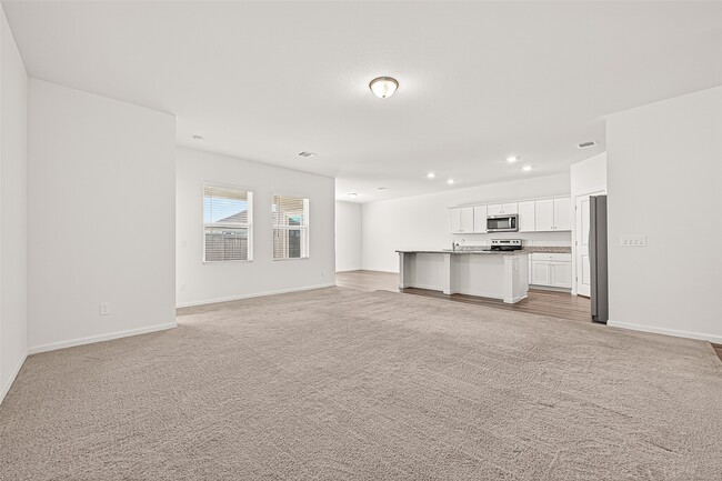 Photo - 1077 Lacebark Pne Ln