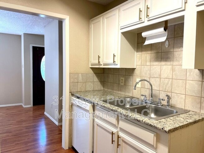 Photo - 8710 California Dr