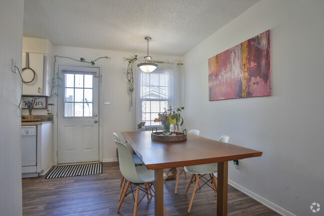 Photo - Woodstream Farms Apartments