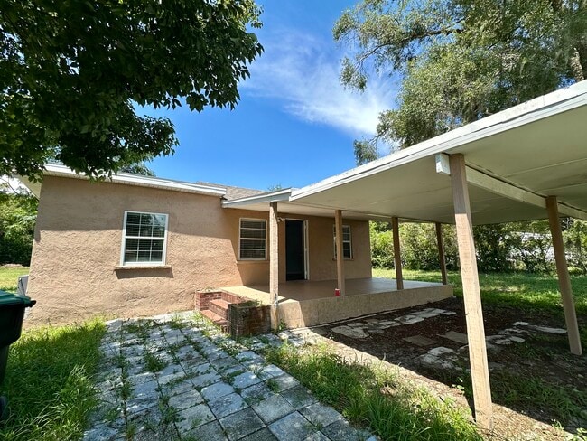 Building Photo - 2229 E Welch Rd Rental