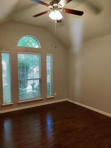 Photo - 204 Bayfield Dr