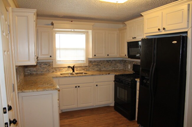 Photo - 2610 27th St