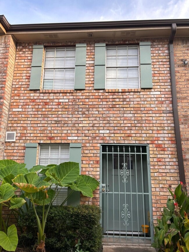 Building Photo - 1715 Moritz Dr Unit 7 Rental