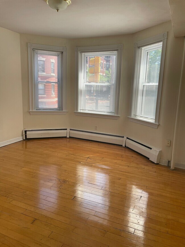 Photo - 279 Harvard St Unit 12