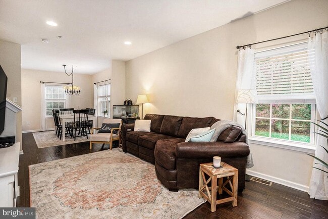 Photo - 3611 Jacob Stout Rd