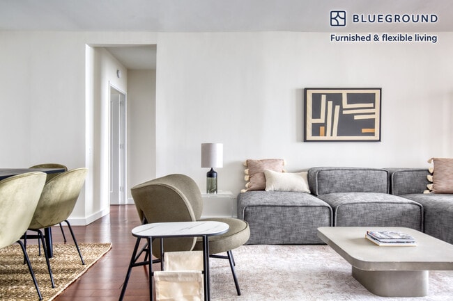 Photo - 606 1st Ave. Unidad FL30-ID720