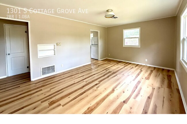 Photo - 1301 S Cottage Grove Ave