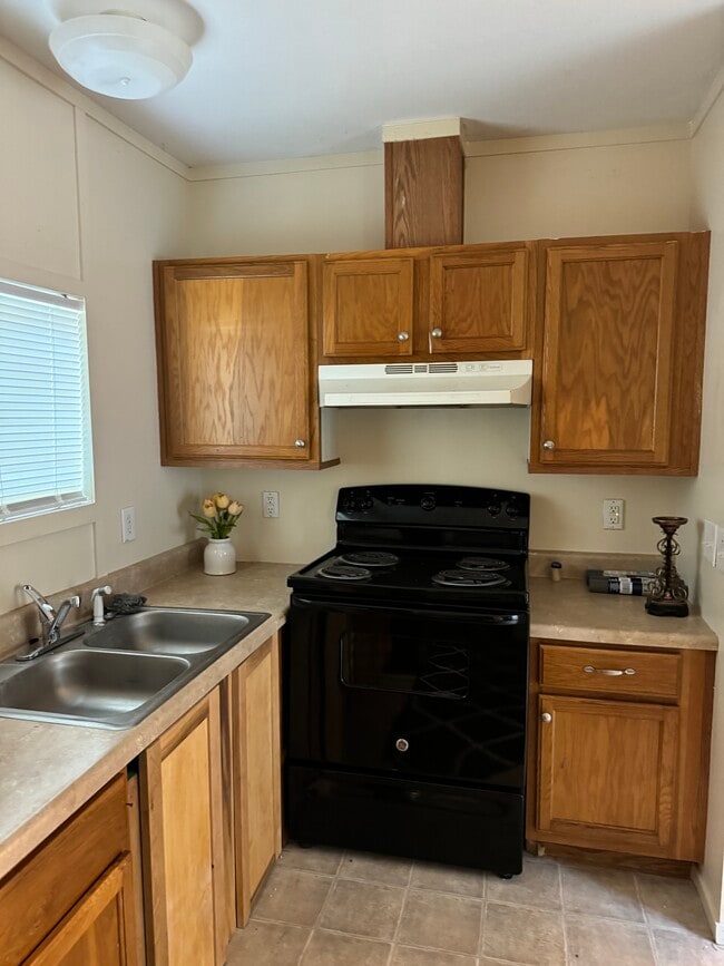 Photo - 16482 Eastchase St