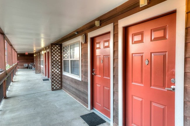 Clinton Manor Senior Living 62+