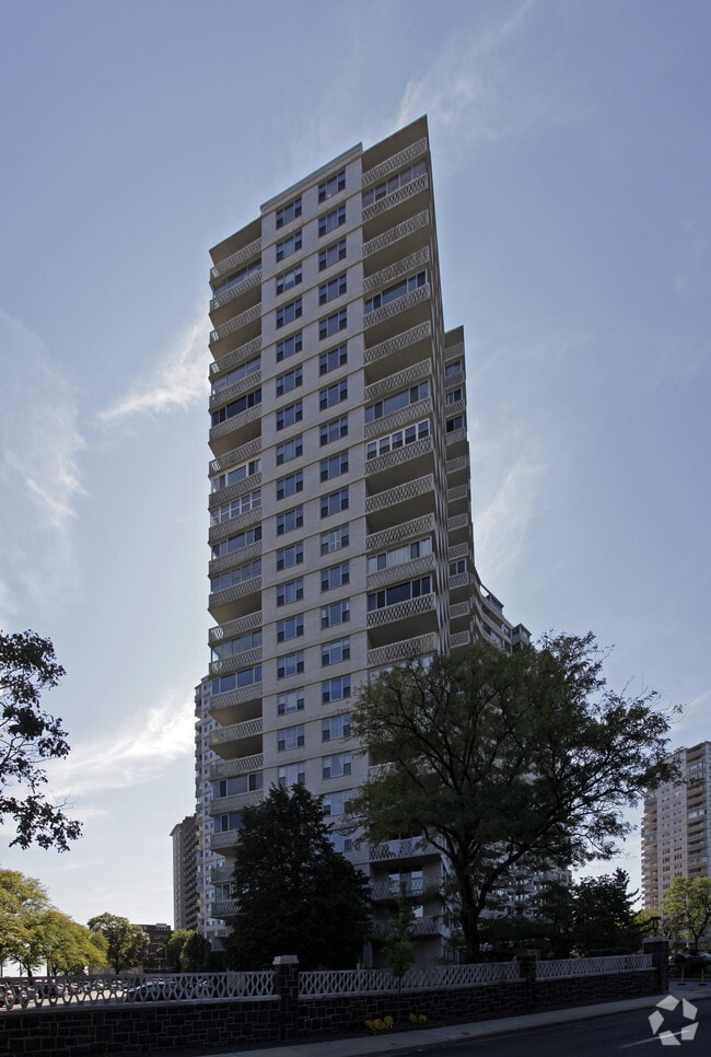 Photo - Mediterranean Towers North & South