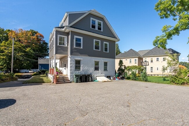 Photo - 144 Waverly Rd Unit 1