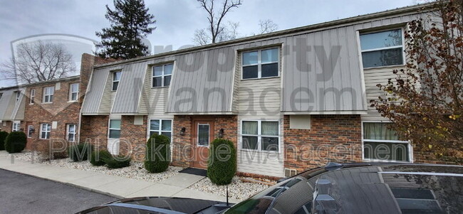 Building Photo - 1112 W Main St Unit 6