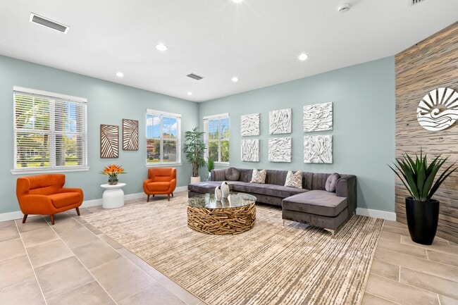 Clubhouse Gathering Area - Miramar