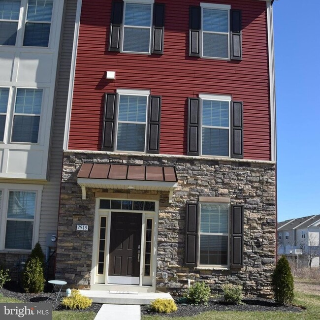 Building Photo - 7919 Wormans Mill Rd Rental