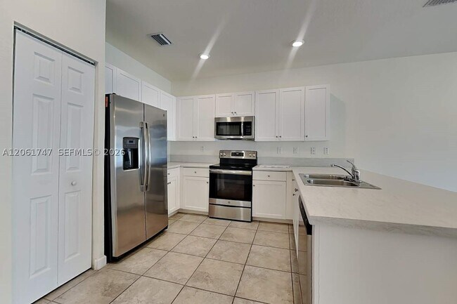 Photo - 10554 W 33rd Way