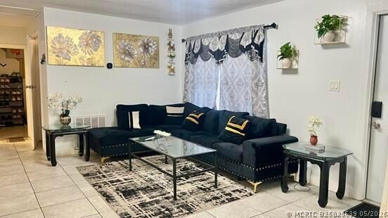 Photo - 113 Hilton Dr