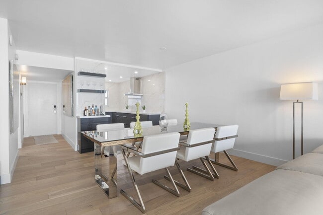 Photo - 511 Bayshore Dr Unit 905