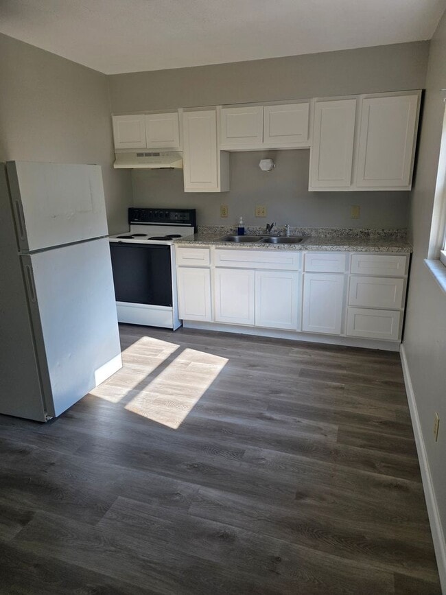 Building Photo - Nice 2BD/1BA Rental
