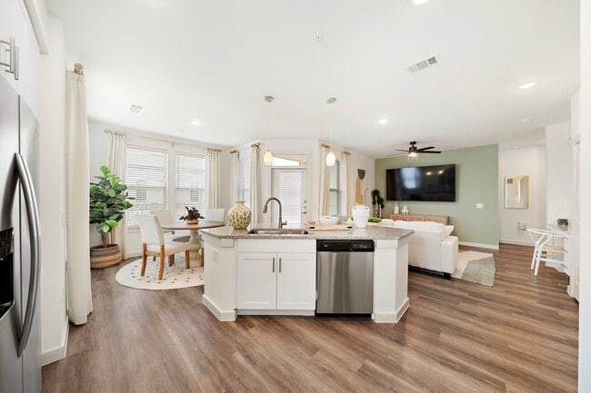 Building Photo - 5550 Dancy Rd Unit 9301 Rental