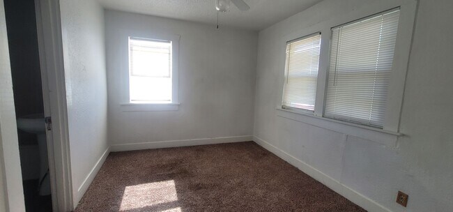 Photo - Large Floor Plan with Plenty of Space